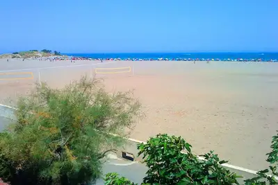 Image de Grand T4 à 15 mètres de la plage - Vue panoramique sur la mer