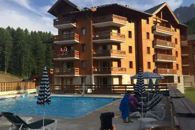 Image de Vars Les Claux bel Appart. 2 ch. 6 couchages au pied des pistes piscine chauffée