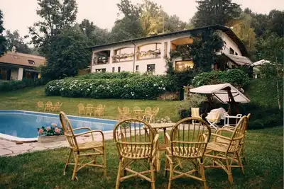 Image de Villa confortable avec piscine privée et grand jardin, près de Côme et Milan