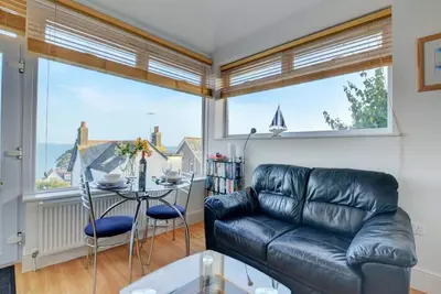Talland, Lemain Garden Apts
