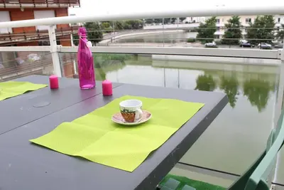 Image de Studio cosy aux Minimes avec balcon, parking et lave-linge