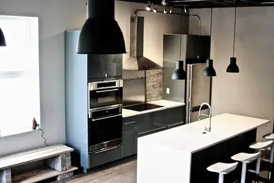 Image de 121 Suite sur la rue Main