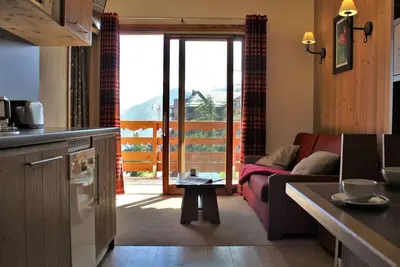 Image de Appartement cosy 2 pièces avec balcon, piscine, sauna et accès direct aux pistes - 5 couchages, Risoul