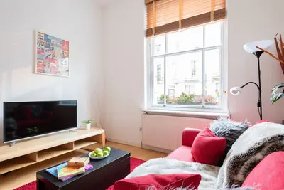 Image de Classique 2 lits, rez-de-chaussée * Emplacement central fantastique *