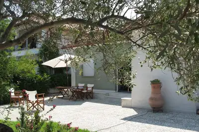 Image de Bienvenue à la Villa Bougainvillea.