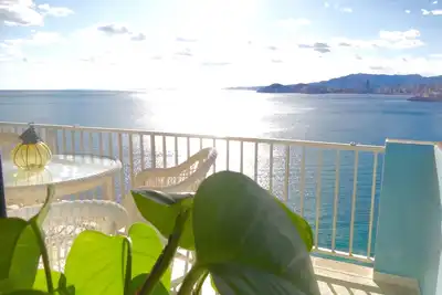 Image de Seafront De Luxe PRIVÉ Apart. Meilleure vue sur la baie! !