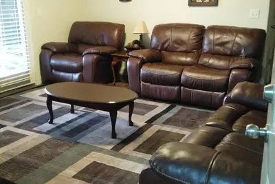 Image de 3 Chambre 2 salles de bain Condo de luxe