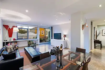 Image de Soho52 - Appartement Fitzroy Melbourne dans le centre-ville glamour et spacieux