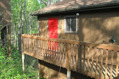 Image de Beau \"Treehouse\" Condo 2 chambres à l'intérieur du parc d'État du lac Cumberland