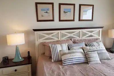 Image de Coin de luxe sur le secteur riverain de Tampabay avec lancement de canoë à proximité