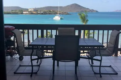 Image de Luxueux, Penthouse, 2 niveaux, unité de coin Condo en bord de mer à Sapphire Beach