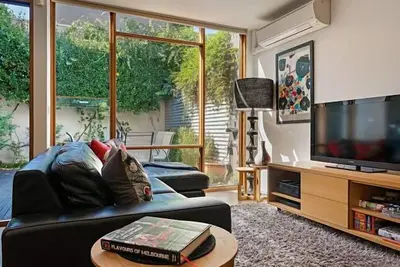 Image de Fitzgeorge - maison spacieuse dans le Fitzroy Melbourne emplacement idéal