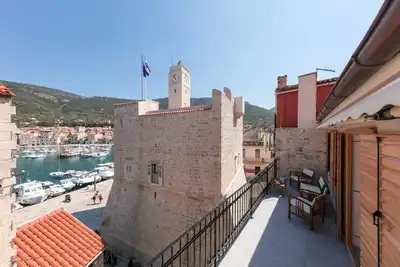 Image de Demaria Appartement à Komiža avec vue sur la mer
