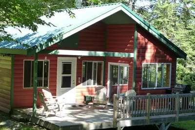 Image de Cozy Cabin à Greenville, Me - Accès au magnifique lac Moosehead