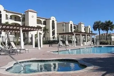 Image de Luxueux, paisible en bord de mer condo minutes de saint Augustin et Daytona Beach