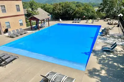 Image de Table pittoresque Rock Lakeviews! Bordereau de bateau inclus Gratuit! 2 milles Sdc