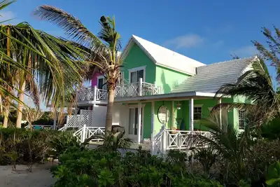 Image de Paradis sur des kilomètres de plage de sable blanc et mer turquoise, privé et sécurisé.