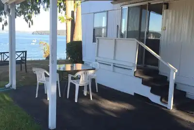Image de Location de bord de mer avec accès à la plage et vue panoramique sur le son