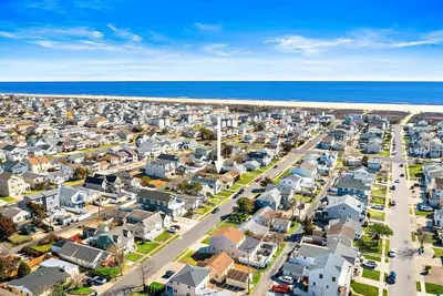 Image de Offre SPÉCIALE À PROXIMITÉ De La Plage Du 10 au 29 août à partir de 198 $ la nuit