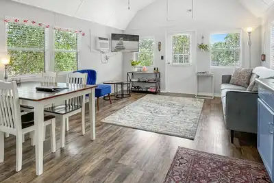 Image de Magnifique chalet confortable dans le lac Canyon