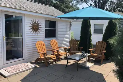 Image de Misquamicut Westerly Secluded Beach Cottage 2018 rénové et amélioré