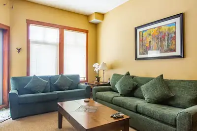 Image de Solitude, ski incroyable des pistes, 1bdrm + den, Aigle Ressorts E. # 103