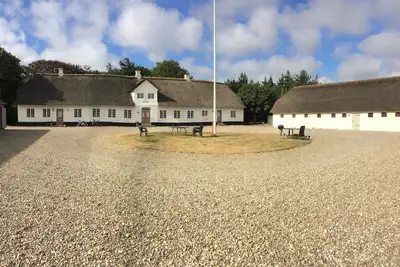 Image de Vacances pour les amoureux de la nature dans un appartement dans une ferme idyllique