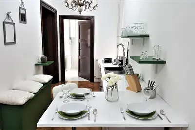 Image de The Antique Modern - luxe raffiné, 4 chambres dans le centre de Zagreb