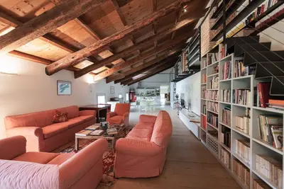 Image de Magnifique appartement dans la maison d'hĂ´tes de Villa Valmarana avec des fresques de Tiepolo