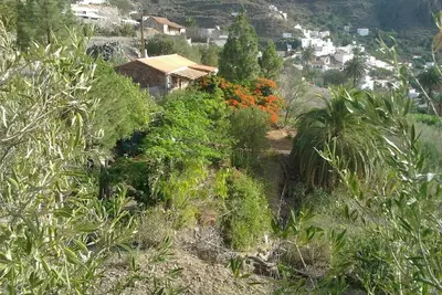 Image de Paix et tranquillité sur la montagne avec vue sur la mer