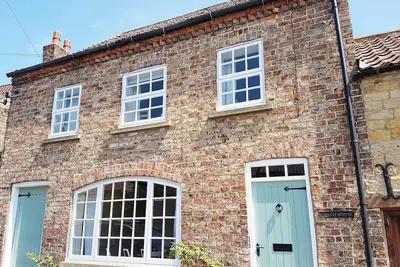 Image de Superbe chalet et jardin de 3 chambres à Thornton. Convient aux familles et aux vélos. Wifi.