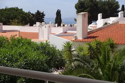 Image de DERNIÈRE Minute Appartement avec vue sur la mer dans un endroit luxueux!