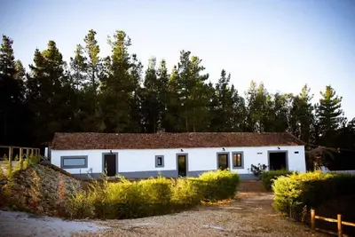Image de Logement de charme à \"Casa do Homem\". Piscine privée. Wifi gratuit