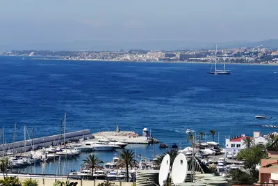 Image de Luxe de première ligne penthouse en duplex, le centre de Marbella avec 60 m² terrasse d'angle m