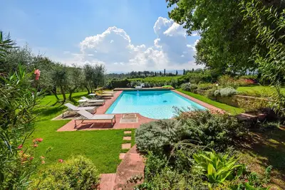 Image de Maison avec piscine privée, climatisation à 4 km de la ville, 30km de Sienne
