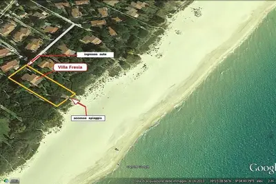 Image de Superbe villa isolè, bord mer, accès privè direct à la plage, 100% remboursable