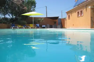 Image de Gîte \"Terrasse\" avec piscine