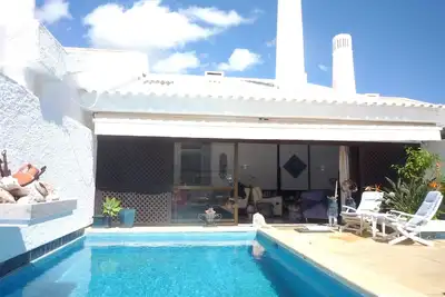 Image de Villa à Vilamoura avec piscine privée et jardin