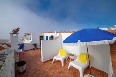 Image de En bord de mer dans le centre @ Ericeira (3427al)