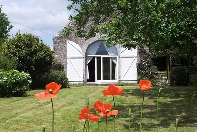 Image de Paisible et isolé, situé dans une belle campagne et à seulement 30 minutes de la mer