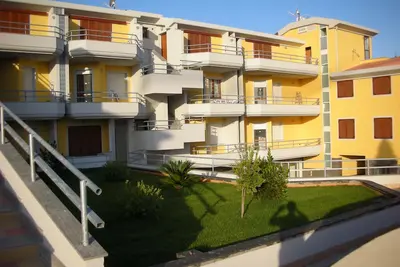 Image de Appartement tout equipe 800 m de la plage