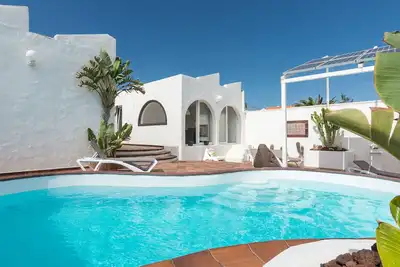 Image de Villa sur la plage Golf Magnifique vue à 180º sur la plage et la mer Wifi gratuit