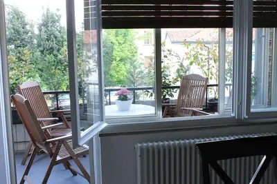 Image de Grand et lumineux appartement à deux pas du centre et à 25 minutes de Venise