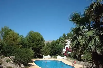 Image de Bungalow traditionnel espagnol avec vue sur la mer et les montagnes WiFi gratuit - Sat Tv