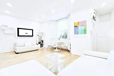 Image de Appartement Designer Immaculée à Brackenbury Village, Zone2, centre de Londres