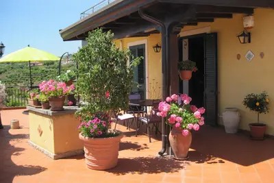 Image de Mascali: \"Il casale degli aranci\" maison / villa avec jardin- 3 pièces - 2/5 personnes