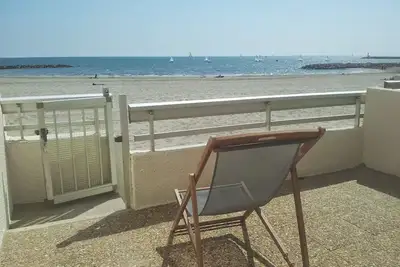 Image de appartement en premiere ligne sur la plage