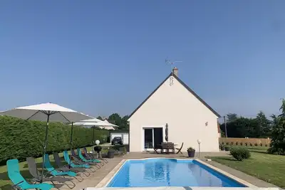 Image de chateaux de la Loire zoo de beauval villa 8+2couchages piscine chauffée climatis