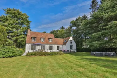 Image de Exceptional 4200 sqm property with pool near Paris & Versailles and golfs
