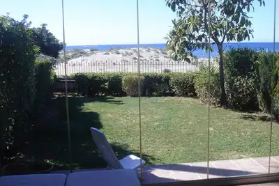 Image de Charmante Maison Avec 3 Chambres Pour 8 Personnes en Front de mer